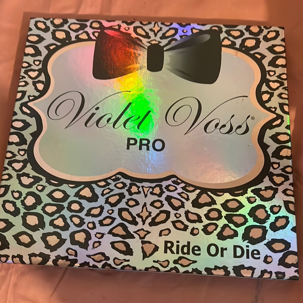 Violet Voss pro palette